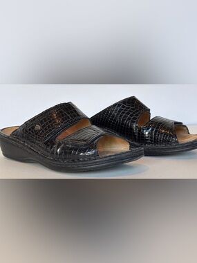 Finn Comfort Jamaika Black Crocodile Leather Sandals Size 8 (EU38)